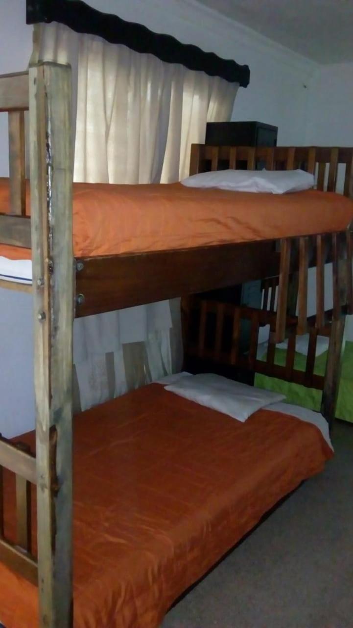 Camping & Travel Antigua Bilik gambar